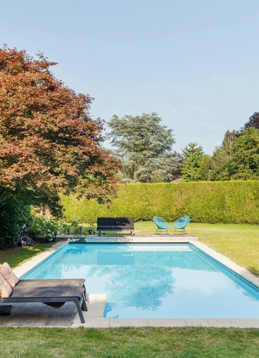 Le jardin et la piscine
