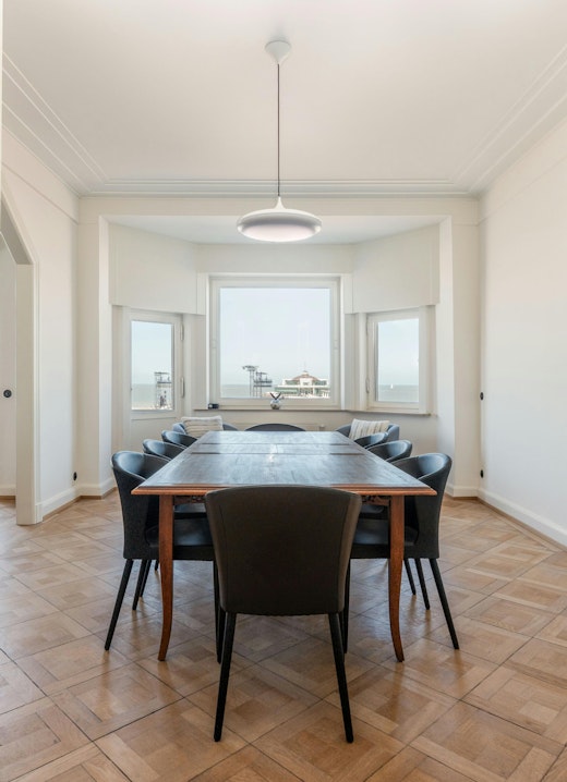 De eetkamer