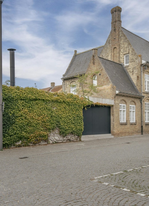 Exclusieve Ligging in het Hart van Lo-Reninge
