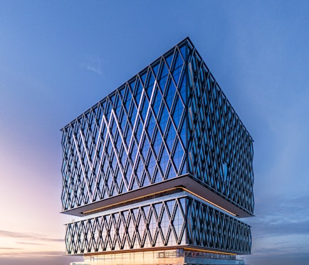 Bureaux haut de gamme à louer dans la tour Westwing