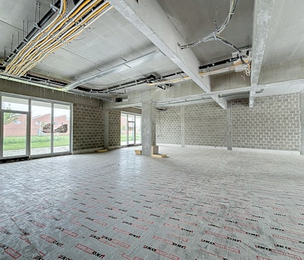 Newly built commercial buildings (103 m² - 331 m²) in the center of Lokeren