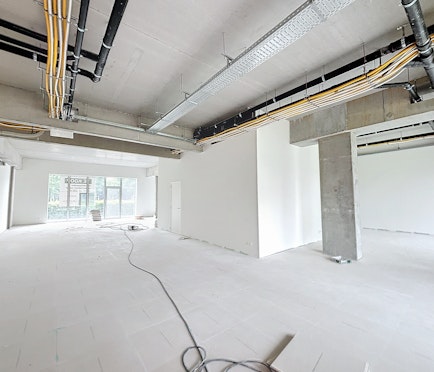 Newly built commercial buildings (103 m² - 331 m²) in the center of Lokeren