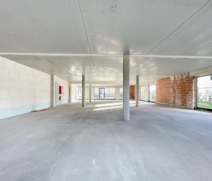 Nieuwbouw handelspand (276 m²) te huur in Astene