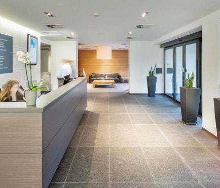 Kantoren (204 m² - 1.188 m²) nabij afrit E17 te Gent