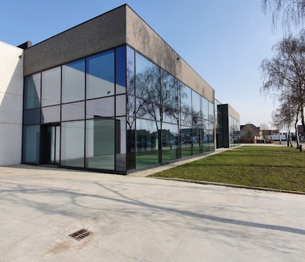 Nieuwbouw kantoorruimtes te huur in Deinze