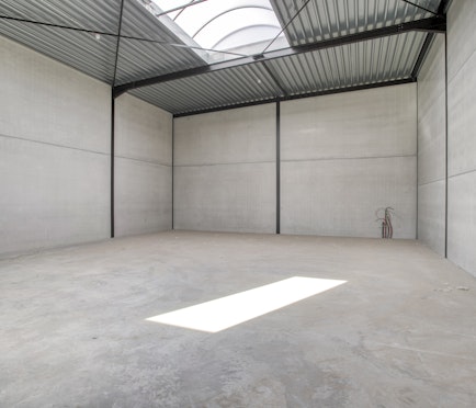 Nieuwbouw KMO-units van ca. 180 m² in project Saturnus
