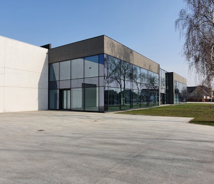 Nieuwbouw kantoorruimtes te huur in Deinze
